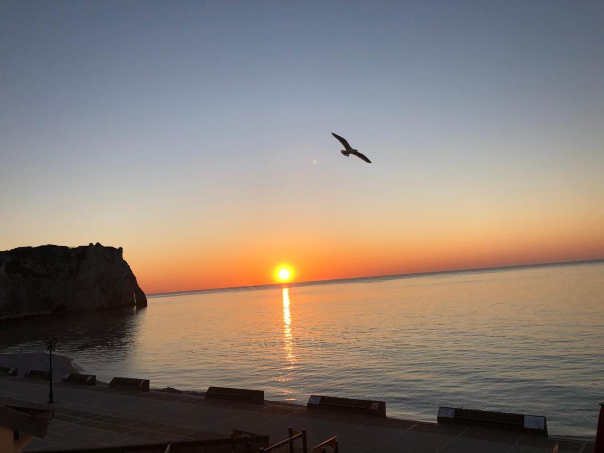 Le Noroit Vue Sur Mer Étretat Buitenkant foto